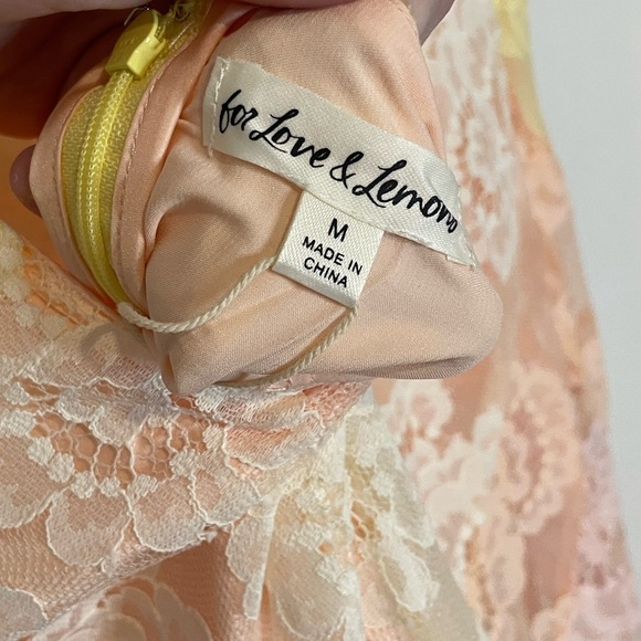 NWT For Love & Lemons Blossom Maxi Dress Size Medium In Color Multi - Picture 9 of 11